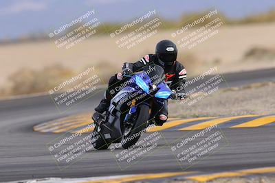 media/Dec-17-2022-SoCal Trackdays (Sat) [[224abd9271]]/Turn 15 (155pm)/